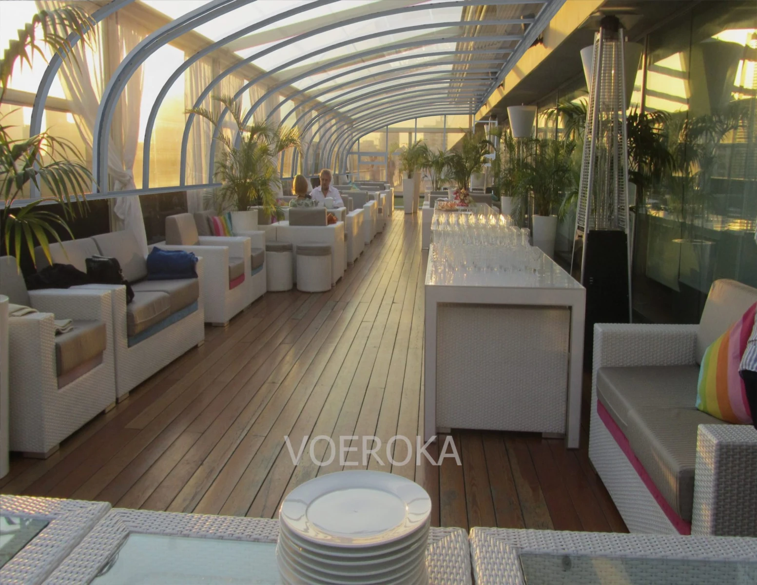 Restaurant verandas